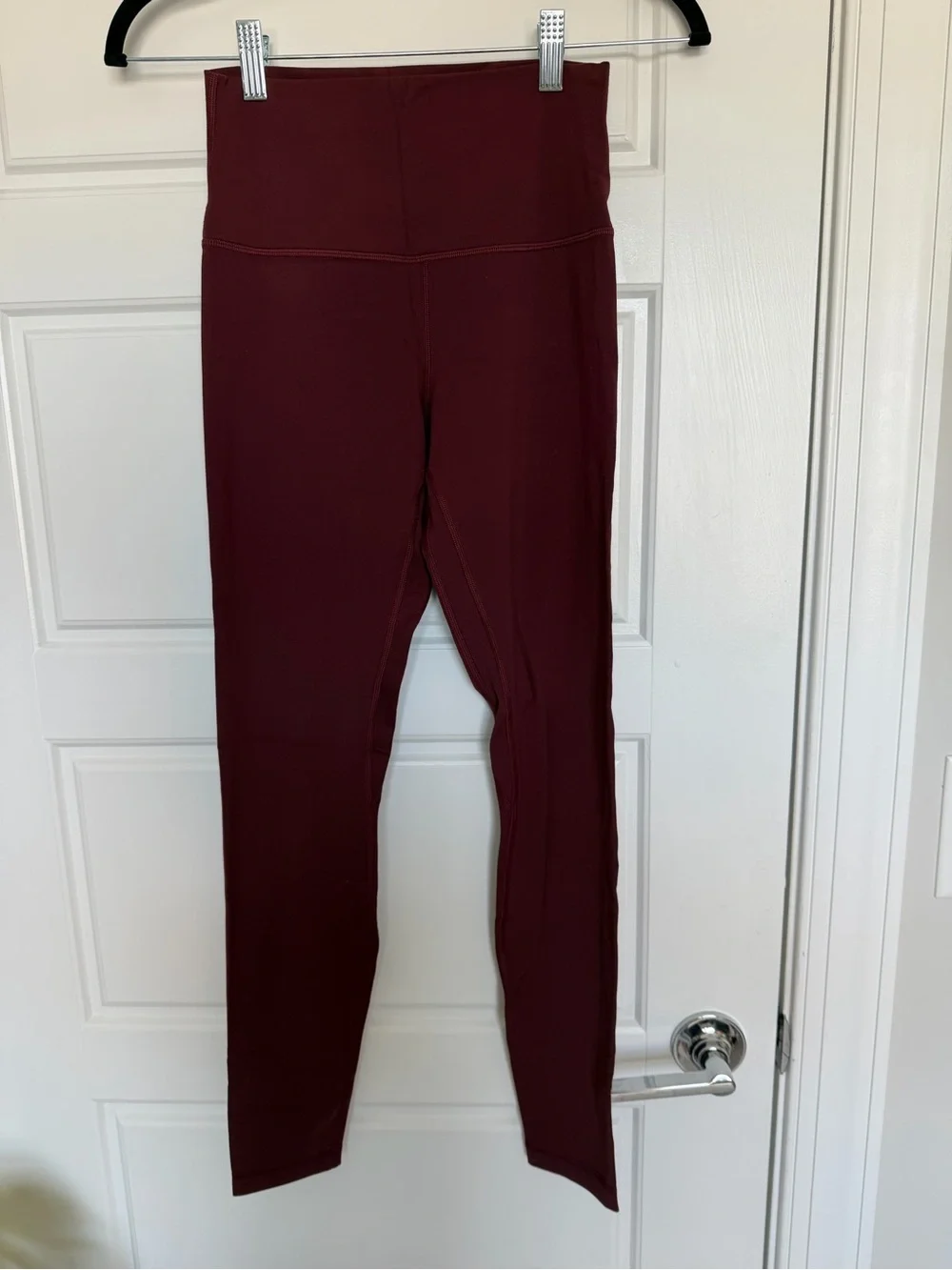 Lululemon HR Align Leggings 28 inch Size 6 Red Merlot